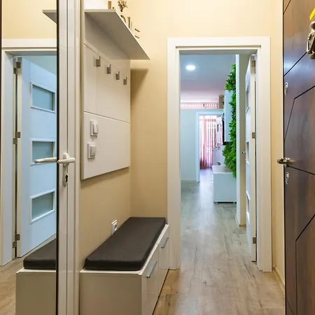 Apartment дени хоум Burgas